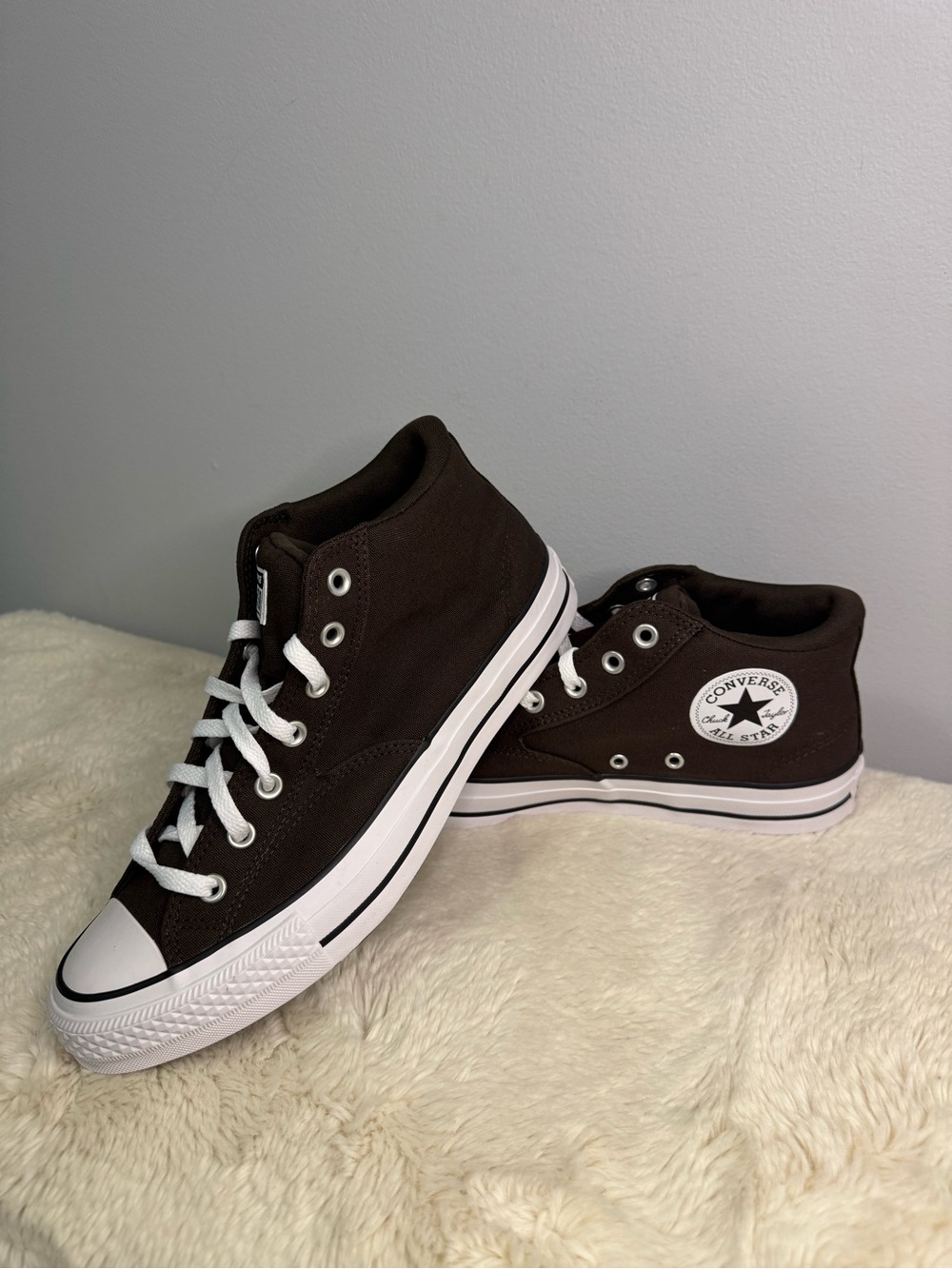 Converse Mid-Top (Chocolate Brown) Sneaker